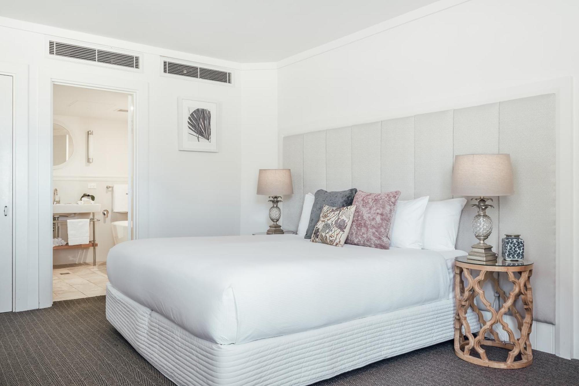 Anchorage Port Stephens Hotel Corlette Phòng bức ảnh
